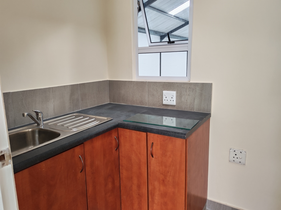 To Let Commercial Property for Rent in Asla Park Western Cape